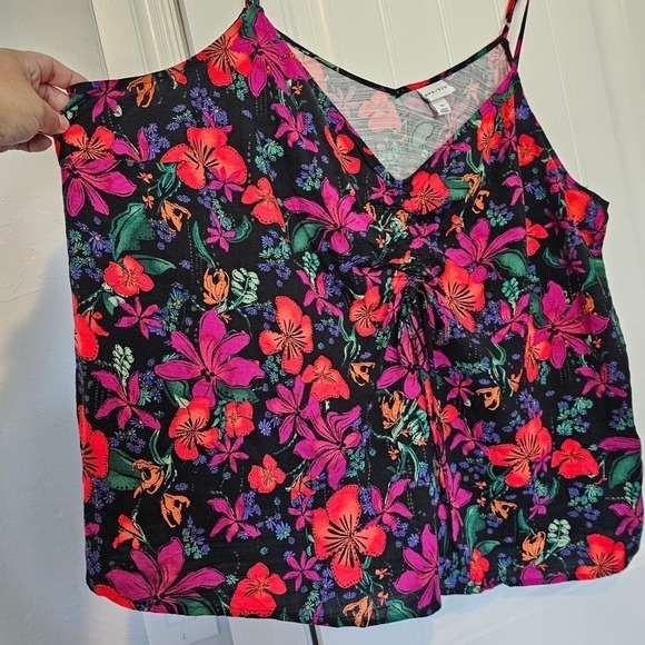 Ava & Vivi Sleeveless Blouse Womens 4X Floral Cinched Top V-Neck Tropical - Picture 3 of 10